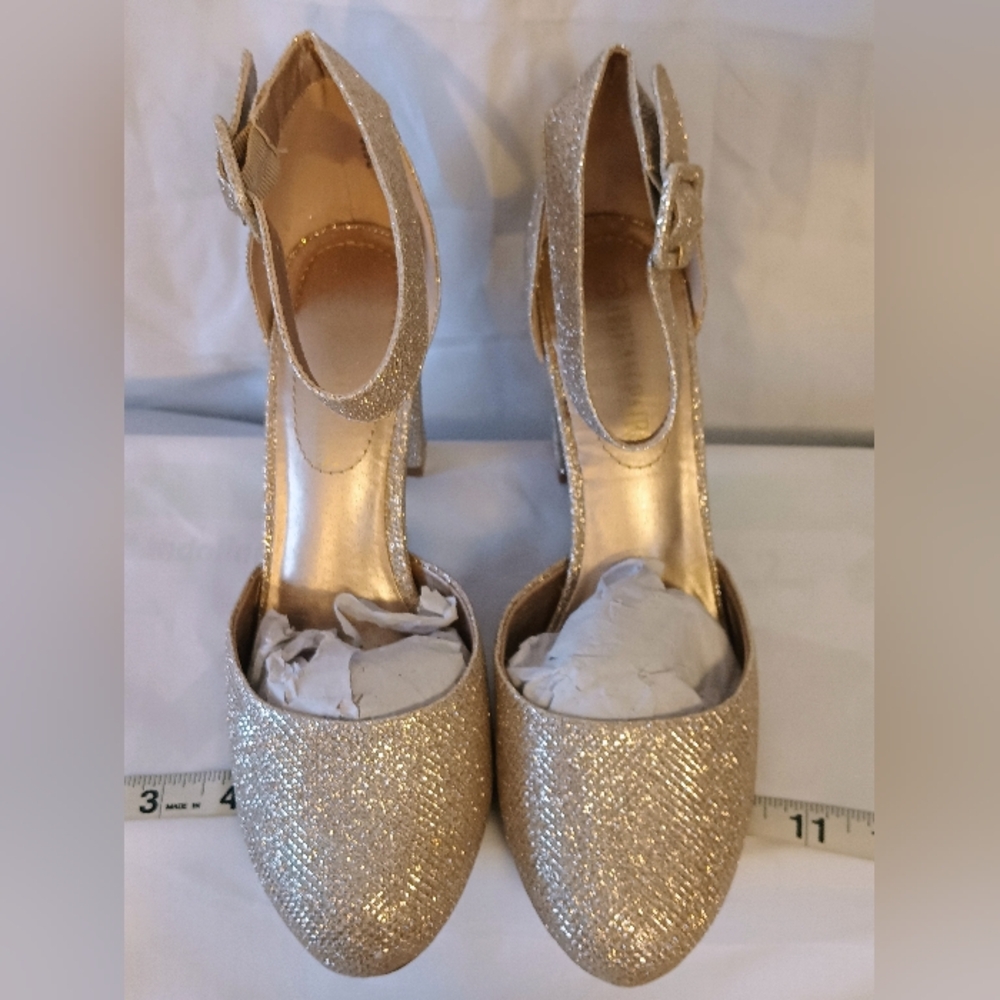 𝑫𝒓𝒆𝒂𝒎 𝑷𝒂𝒊𝒓𝒔 𝑪𝒐𝑪𝒐 𝑪𝒉𝒖𝒏𝒌𝒚 𝑨𝒏𝒈𝒆𝒍𝒂 𝑯𝒆𝒆𝒍𝒔 - Picture 4 of 15